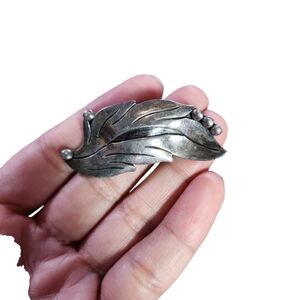 Vintage Tasco Designer Maricela Floral Leaf Sterling Silver Brooch Pin 2"